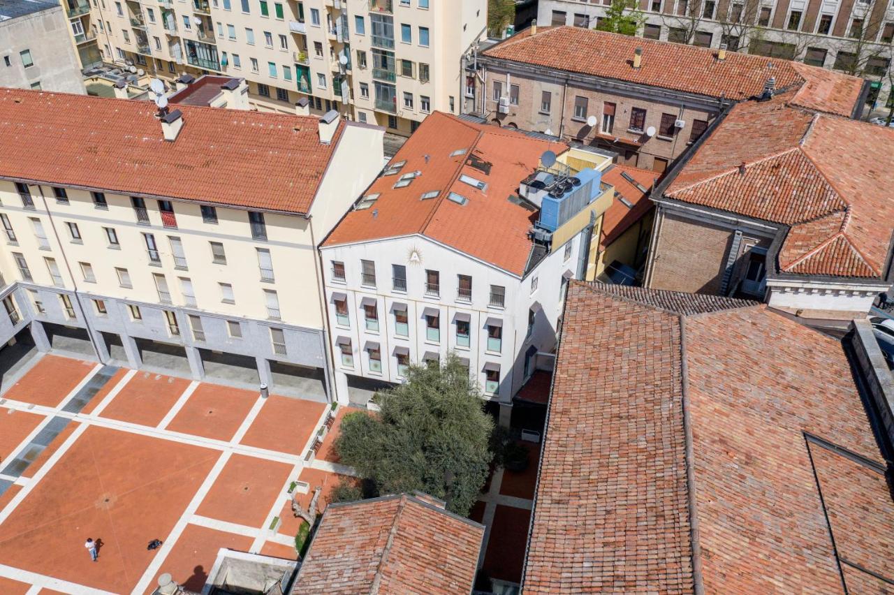 Ego' Residence Ferrara Exterior foto