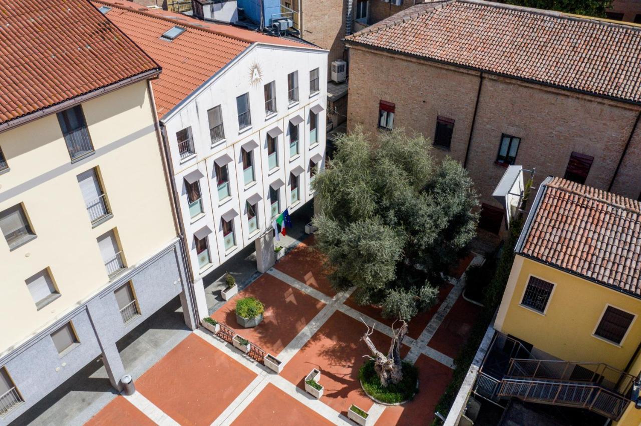 Ego' Residence Ferrara Exterior foto